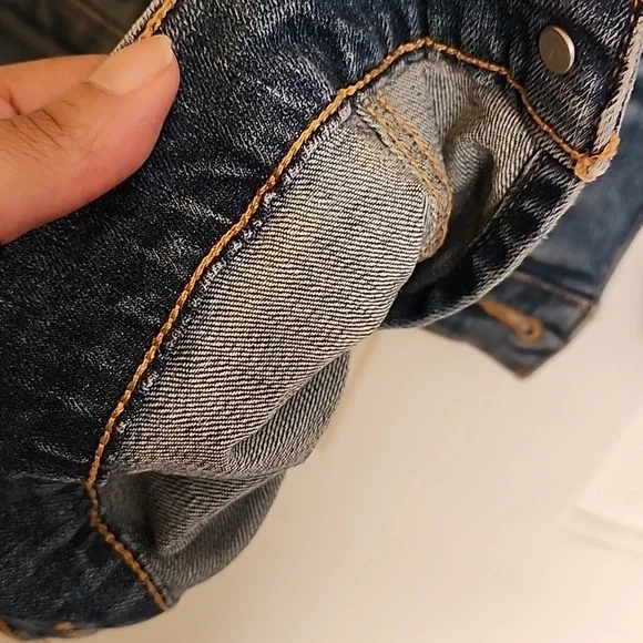 Levi's Trucker Style Denim Jacket - Picture 13 of 13